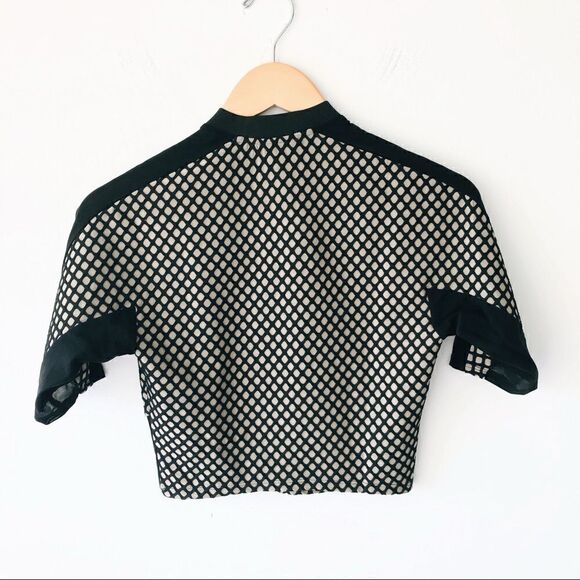 *nwt* kendall & kylie • mesh crop top - Picture 8 of 8